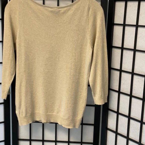 Top with gold threads excellent condition, size petite - Picture 5 of 11